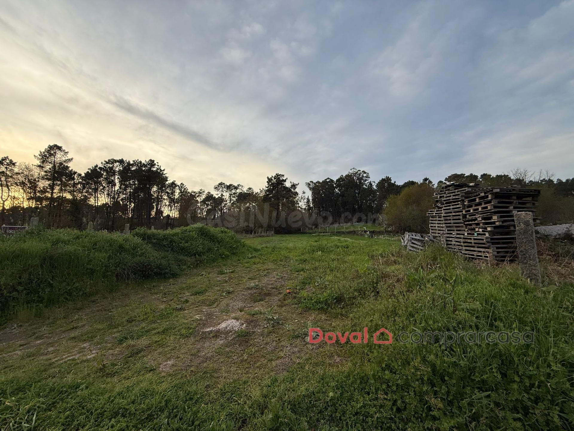 Terreno en Atios (O Porriño) de 1.024 m2, llano, soleado y e - foto 2