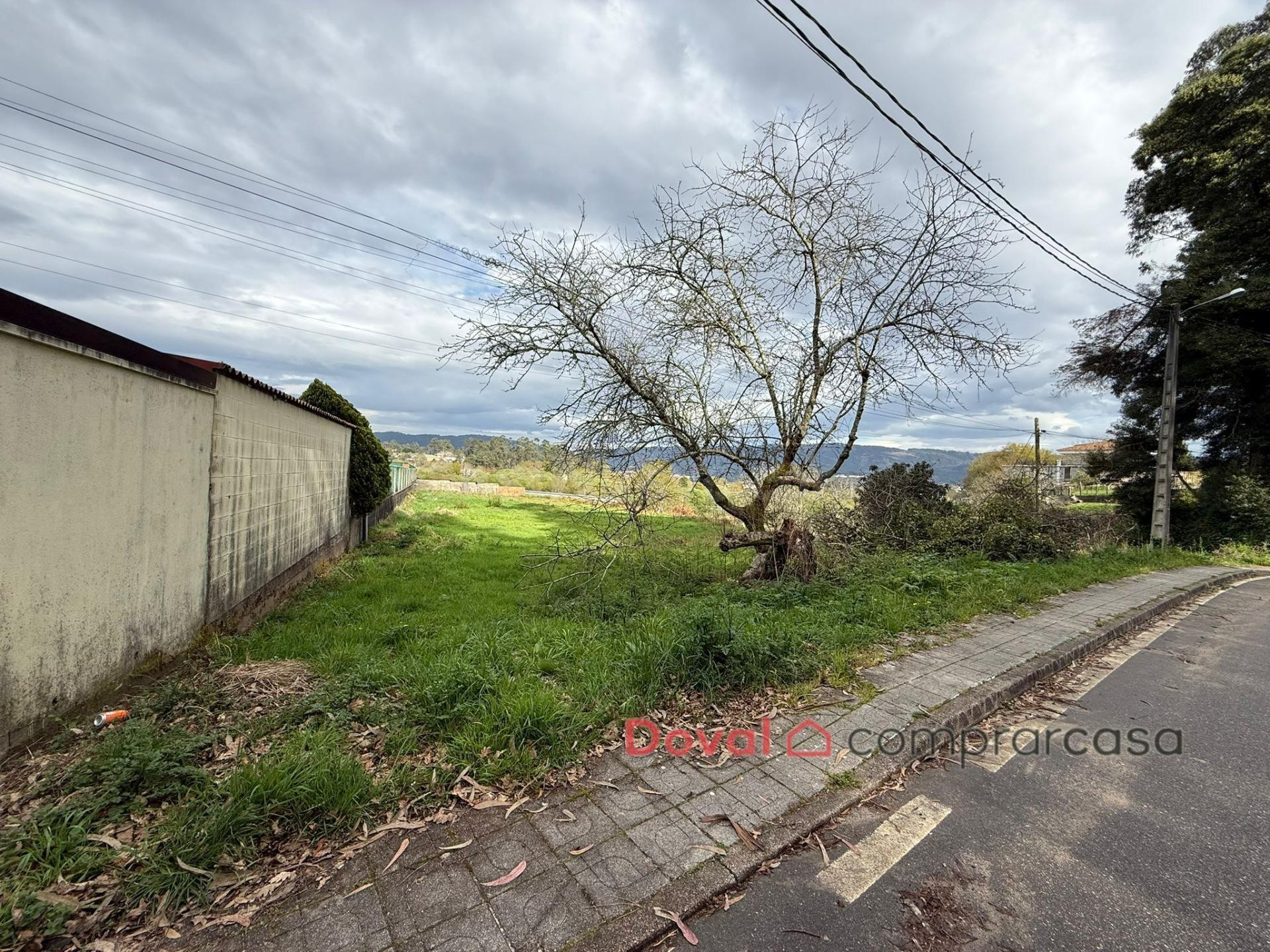 Parcela de 1.458 m2 en Mos, excelente ubicación y gran poten - foto 3