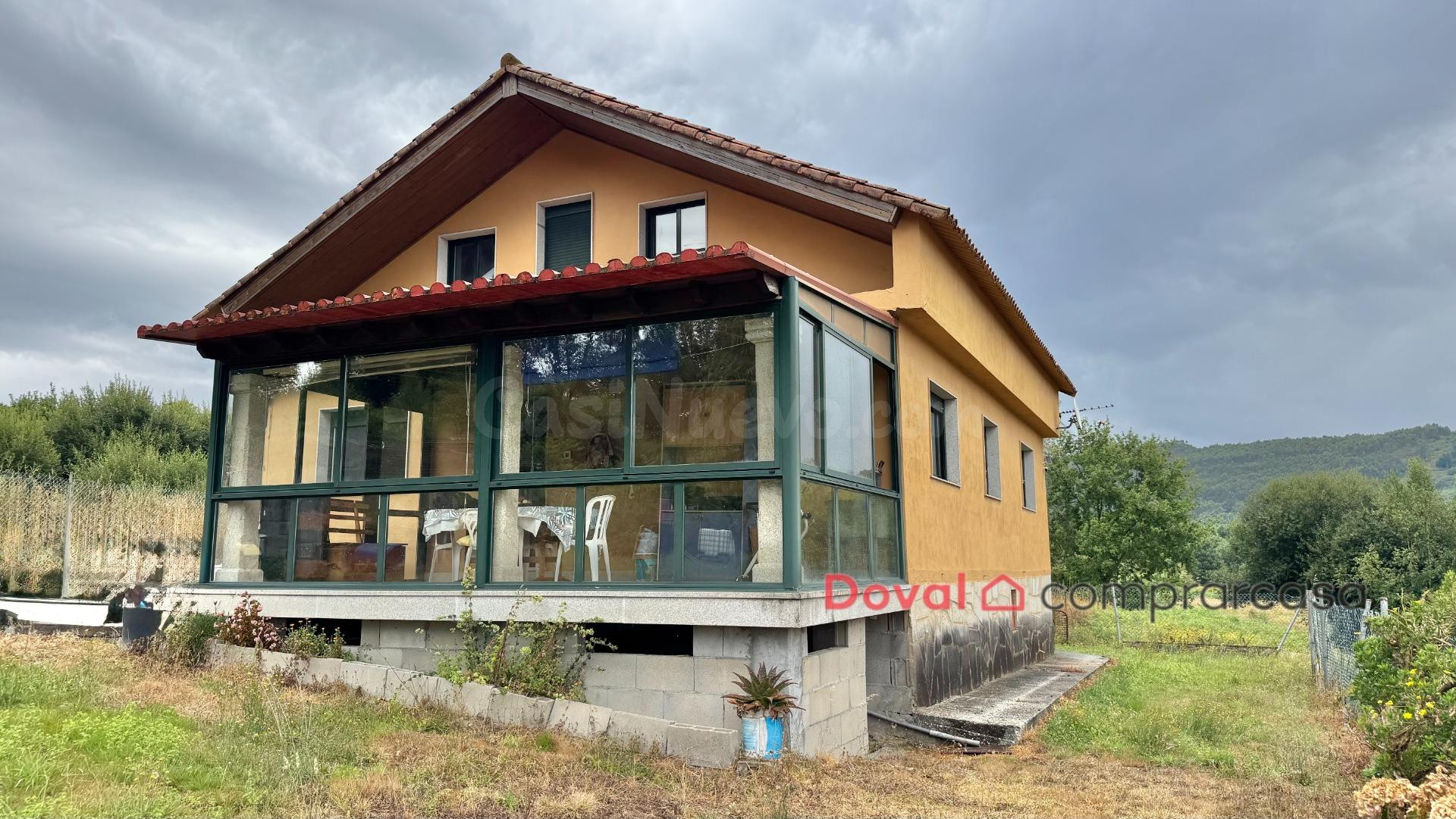 Tu refugio de paz en Mondariz: casa de planta baja con gran 