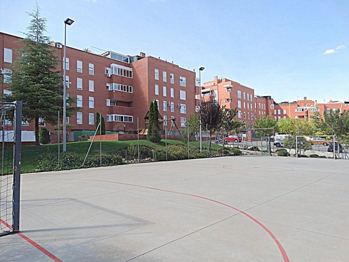 ¡ Luz, espacio y calidad de vida ! Amplia vivienda con todas - foto 4