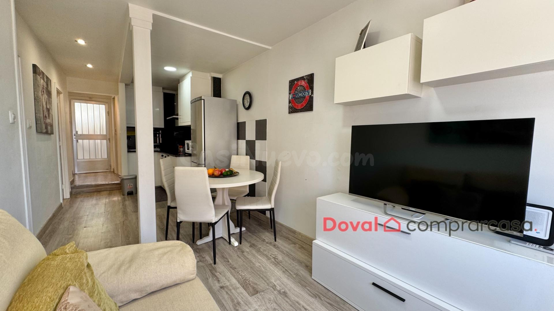 Oportunidad única para inversores en Vigo: Casa de dos plant