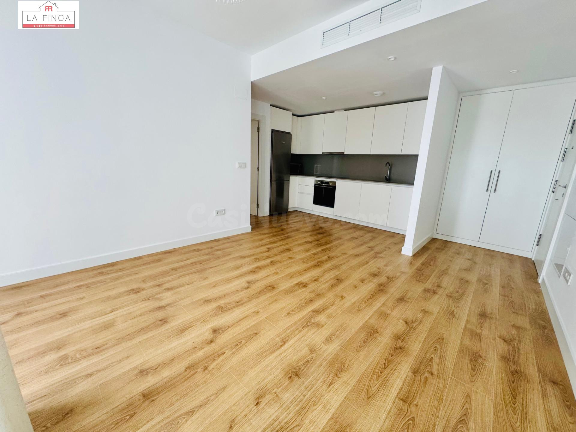 Alquiler Vivienda a estrenar 2 habitaciones TERRAZA, PARKING - foto 4