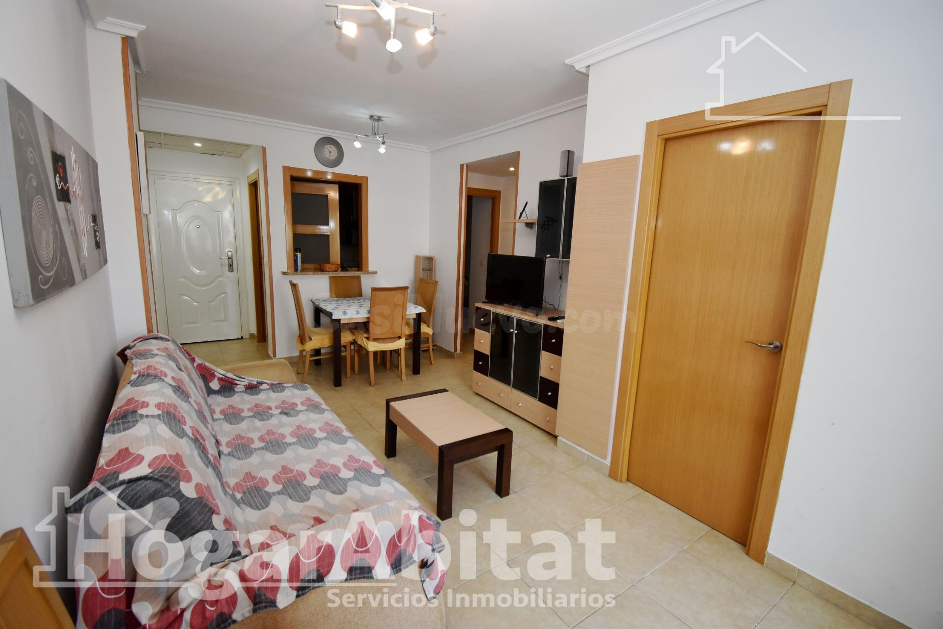ACOGEDOR EN RESIDENCIAL CON PISCINA, GARAJE Y TERRAZA, TODO  - foto 4