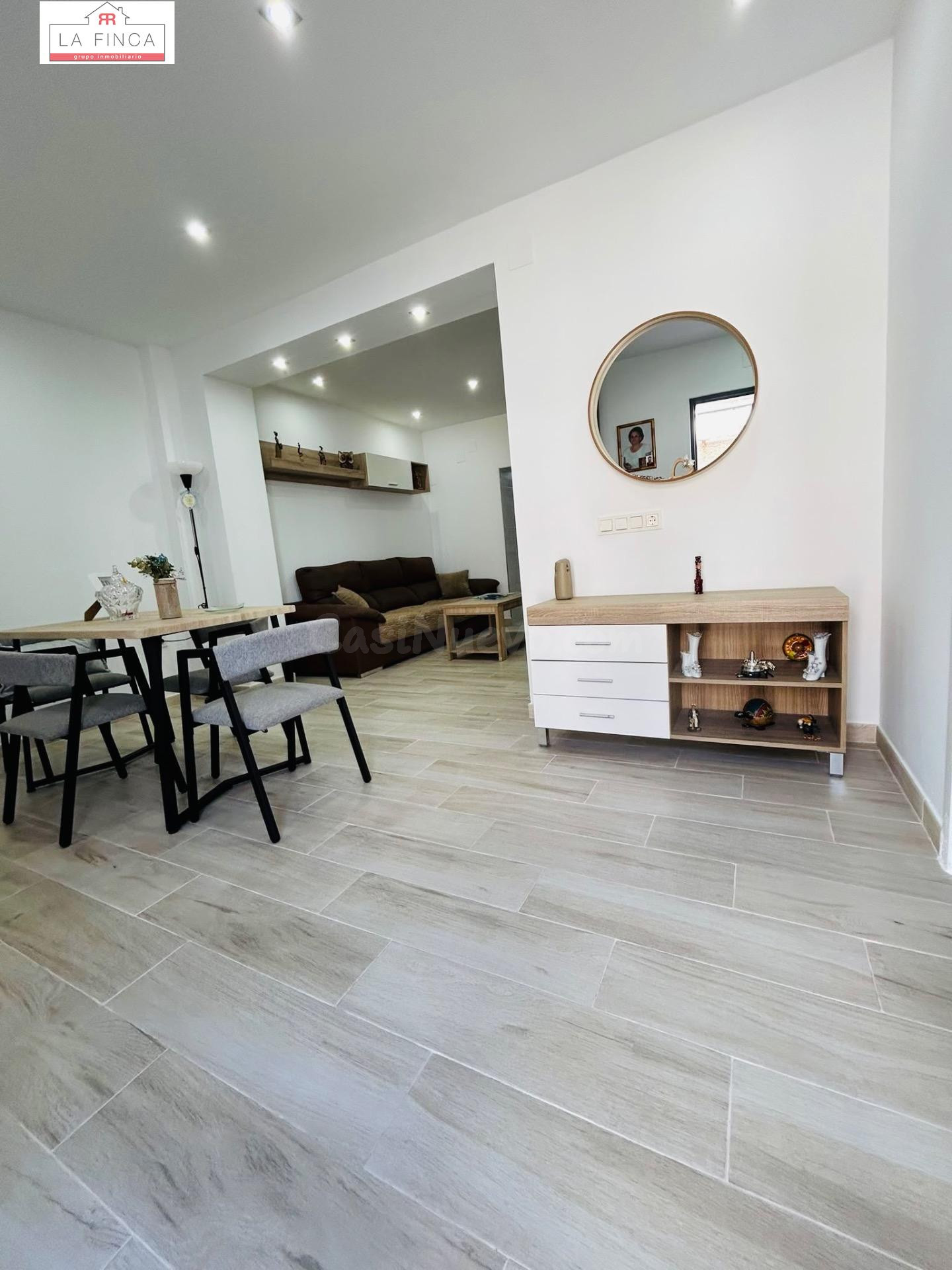 BONITA VIVIENDA 2 habitaciones Y DOS BAÑOS CO PATIO REFORMAD - foto 4