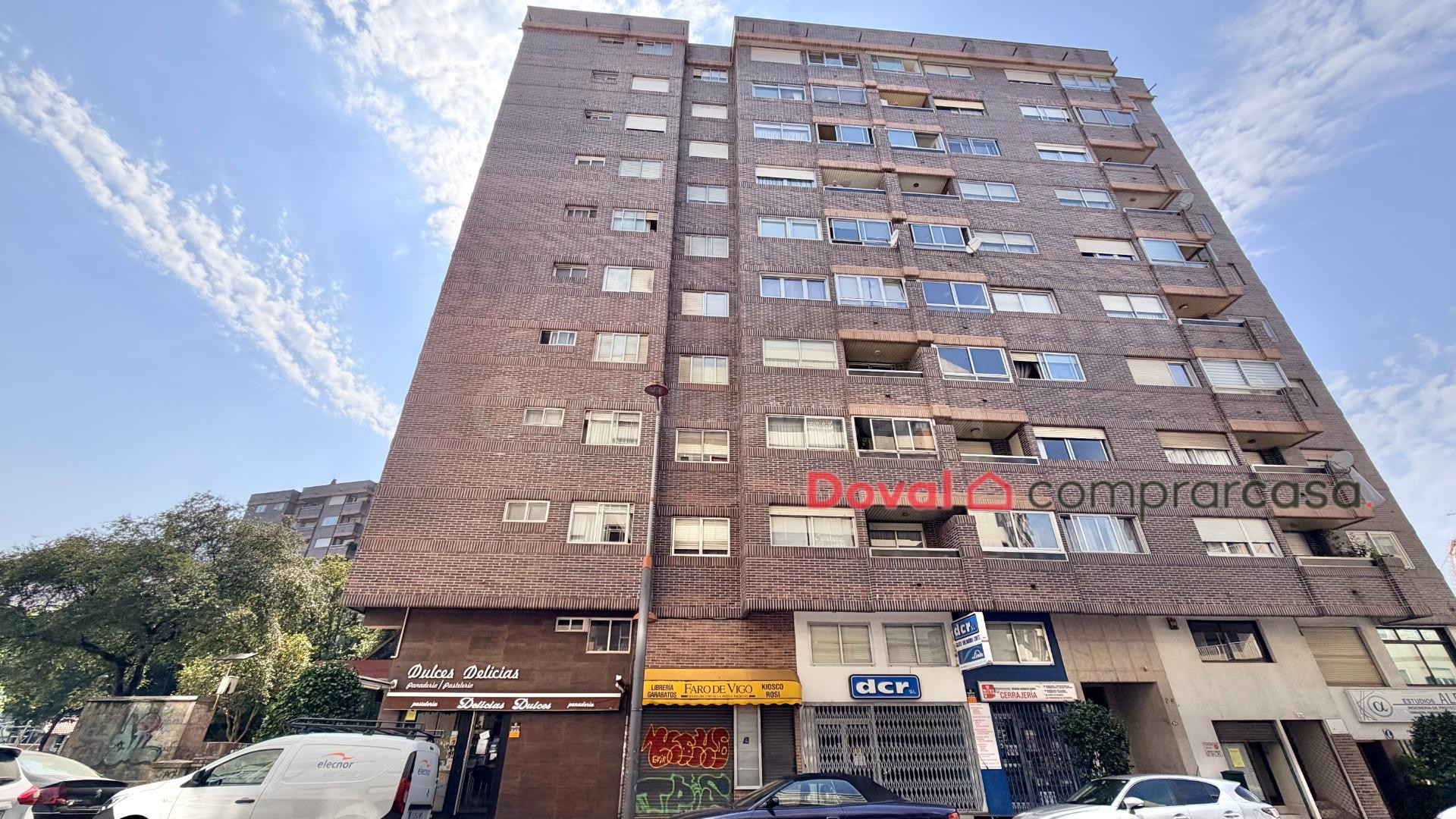 Oportunidad: Local Comercial en Vigo - foto 2
