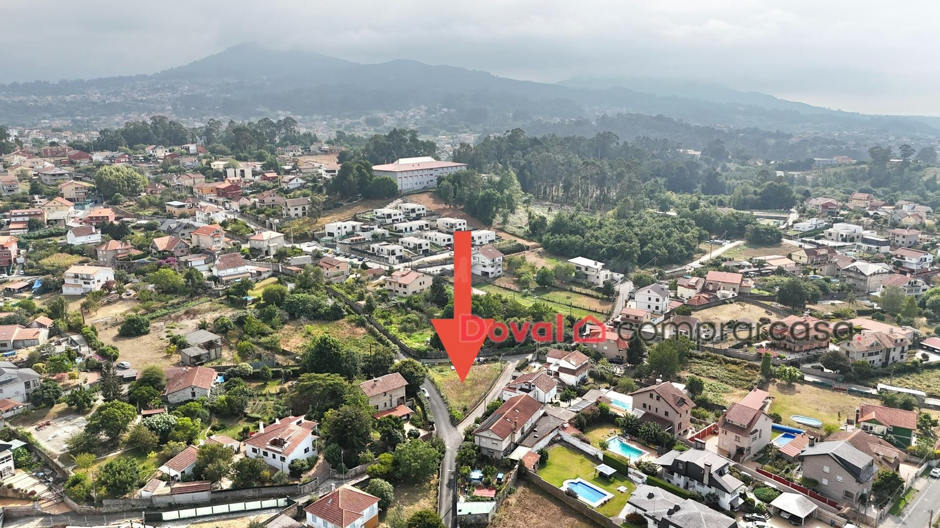 PARCELA CON 3 FRENTES DE 631 M2 EN BEADE