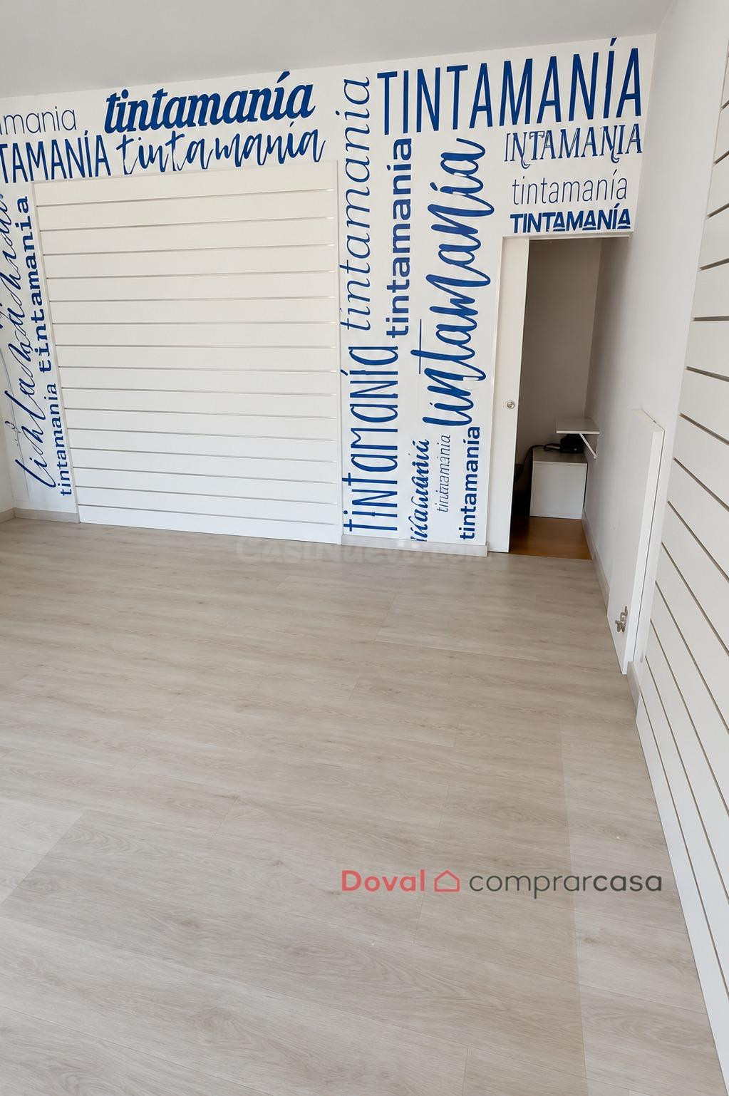 Local comercial en alquiler en pleno centro de O Porriño – 5 - foto 3
