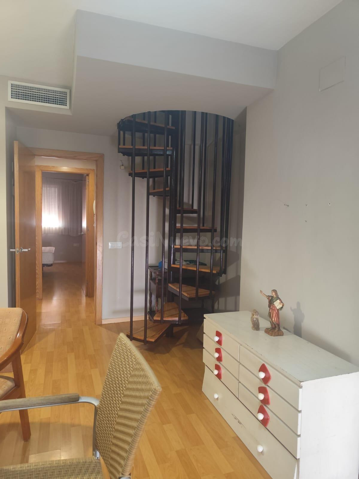 ATICO DUPLEX CON COCHERA Y LOCAL JUNTO AL VIAL NORTE - foto 5