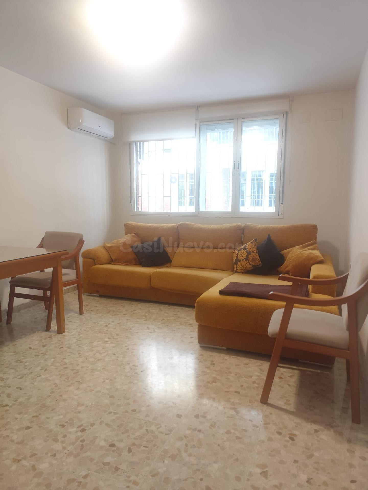 VIVIENDA PARA ENTRAR A VIVIR JUNTO AL VIAL NORTE