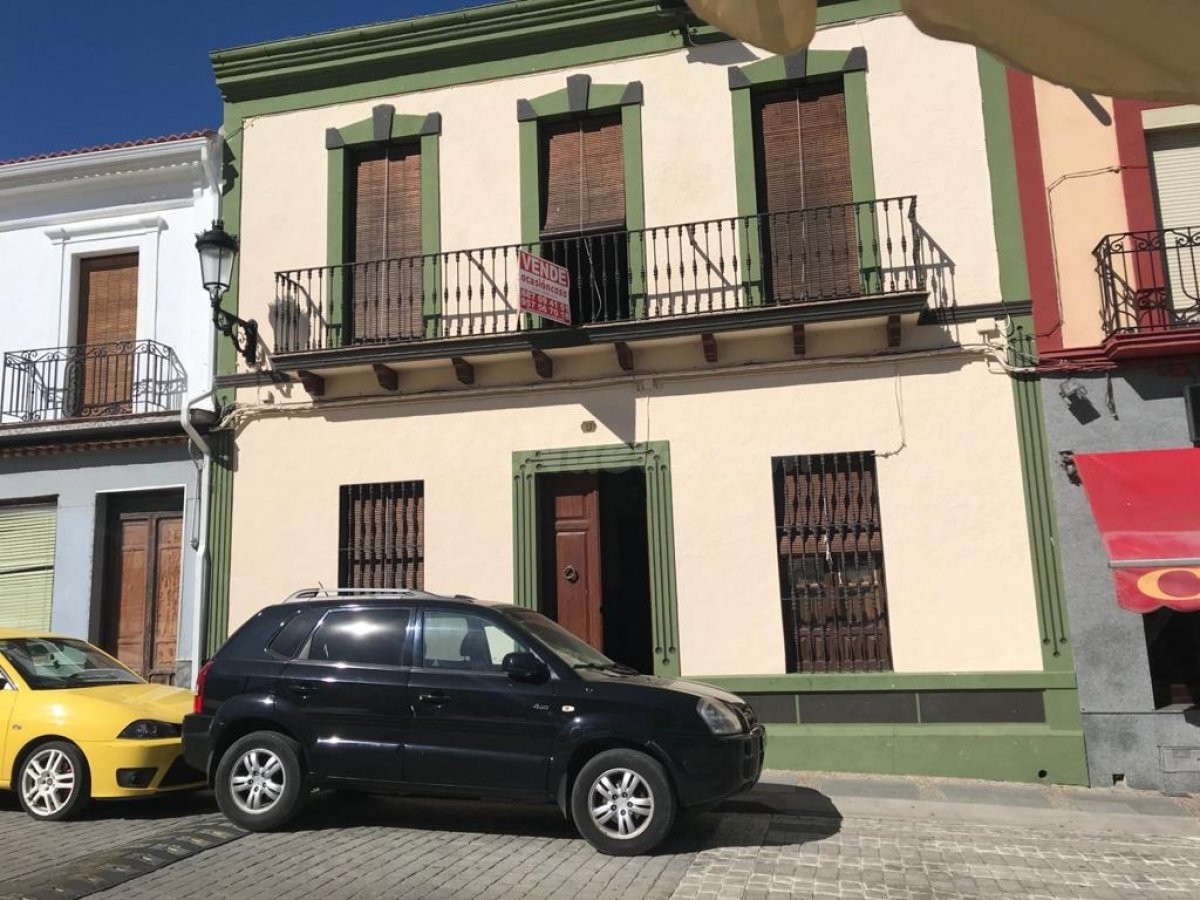 Casa 5 habitaciones 229m² en venta - Fuente obejuna