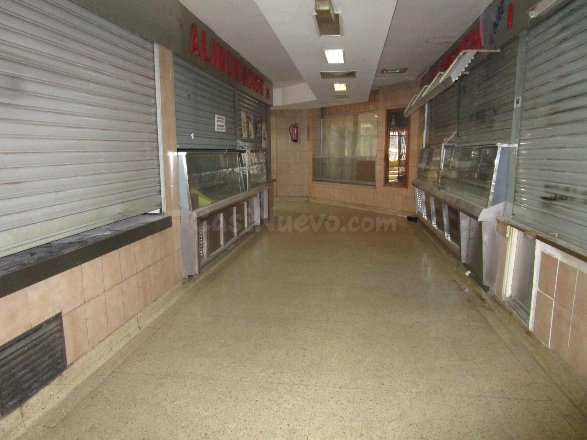 Local comercial 1500m² en venta - Calle real - foto 5