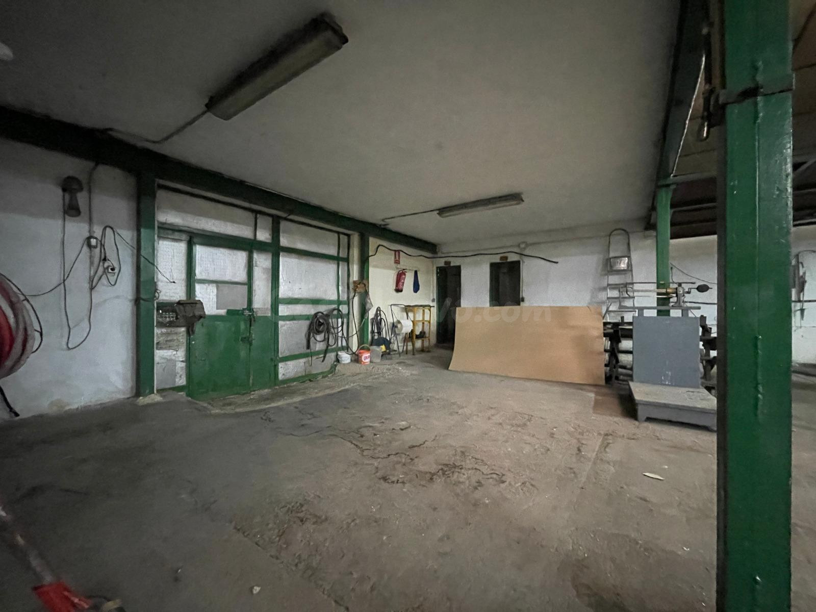 Nave industrial 585m² en venta - Ajalvir - foto 3