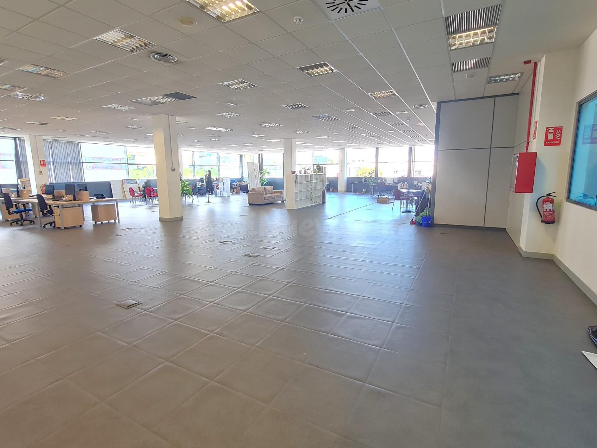 Oficina 1875m² en alquiler - 28108 - foto 2