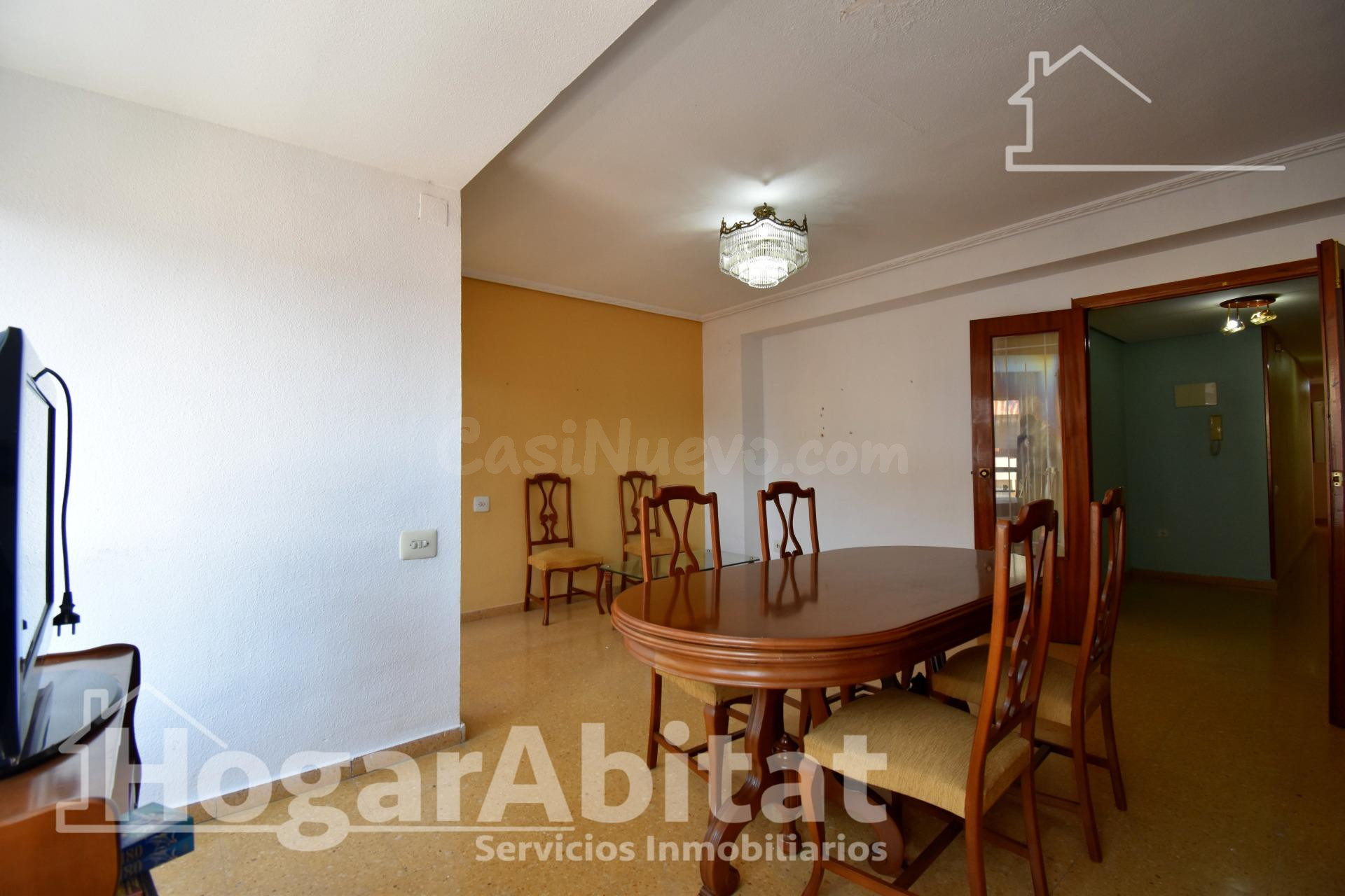 ESQUINERO EXTERIOR CON BALCON Y MIRADOR - foto 2