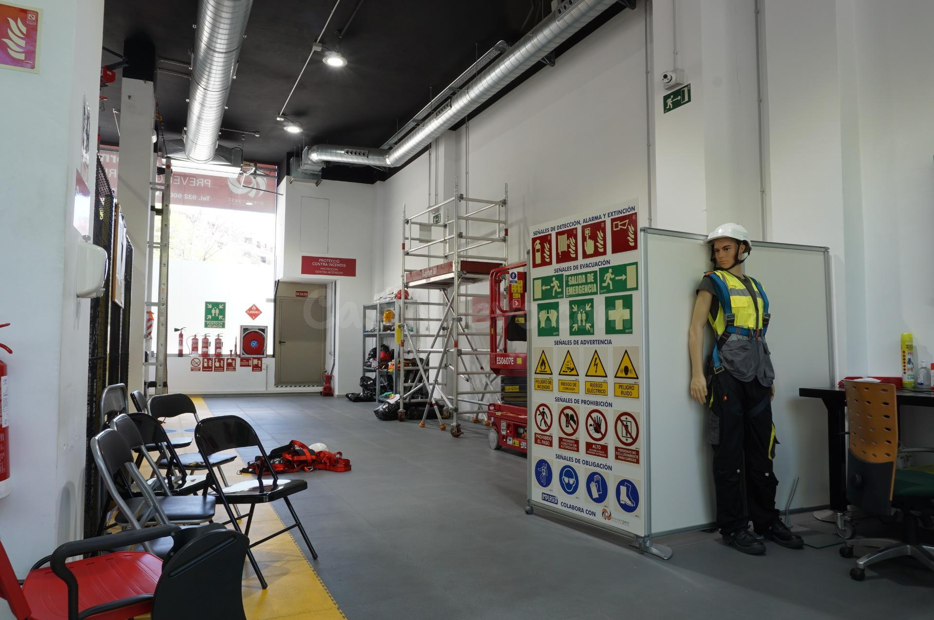 Local comercial 155m² en venta - Collblanc - foto 3
