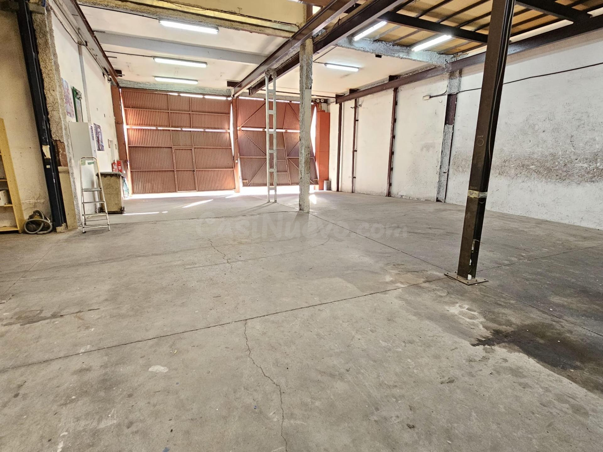 Nave industrial 343m² en venta - Alcobendas