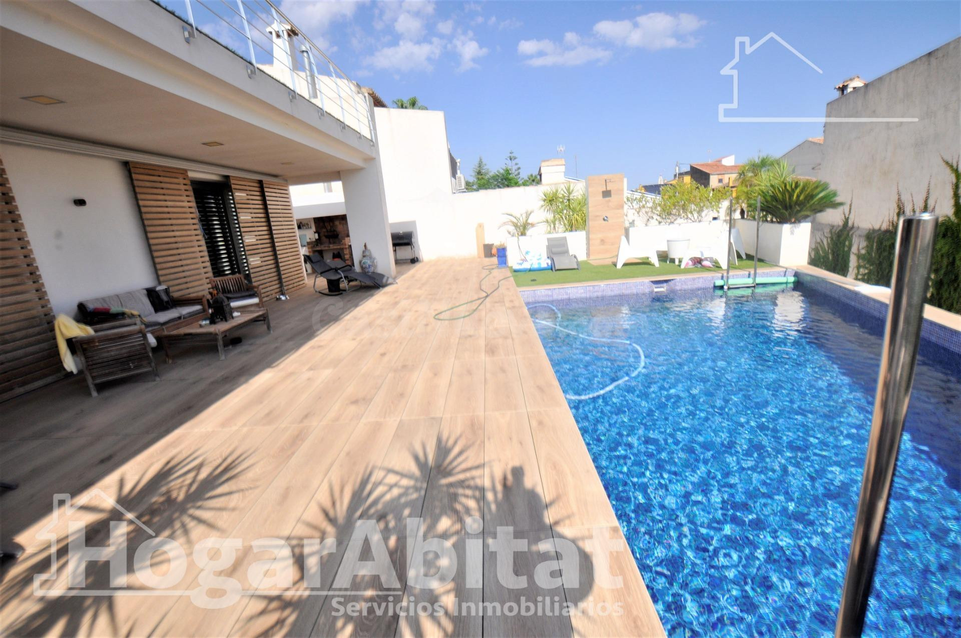 ¡CHALET ESPECTACULAR! CON TERRAZA, PISCINA Y GARAJE, CERCA D - foto 3