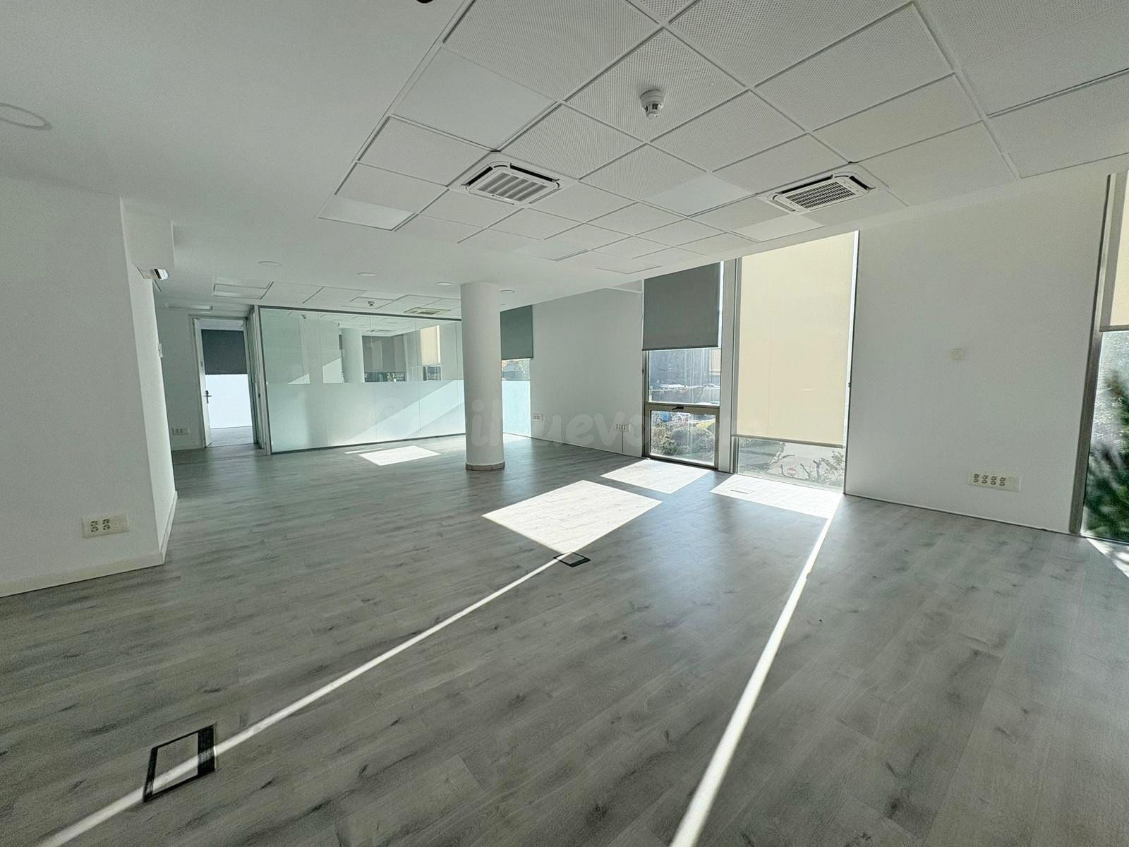 Oficina 3 habitaciones 414m² en alquiler - La moraleja - foto 2