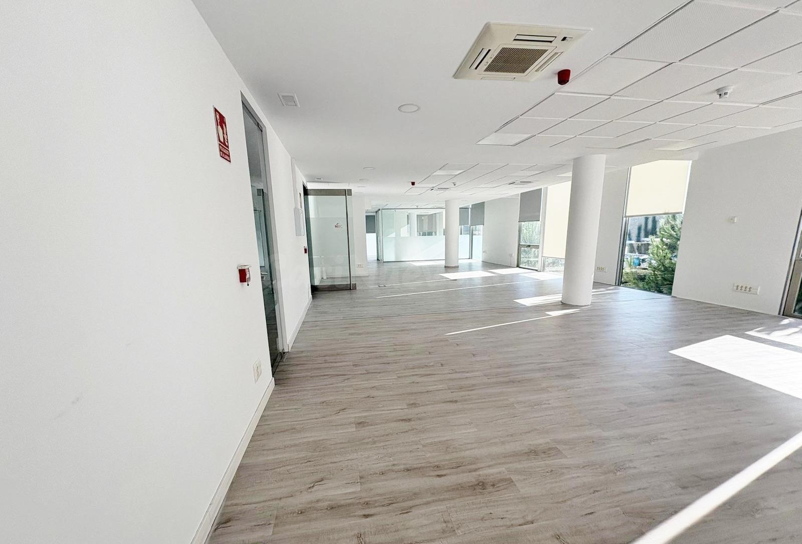Oficina 3 habitaciones 414m² en alquiler - La moraleja - foto 3