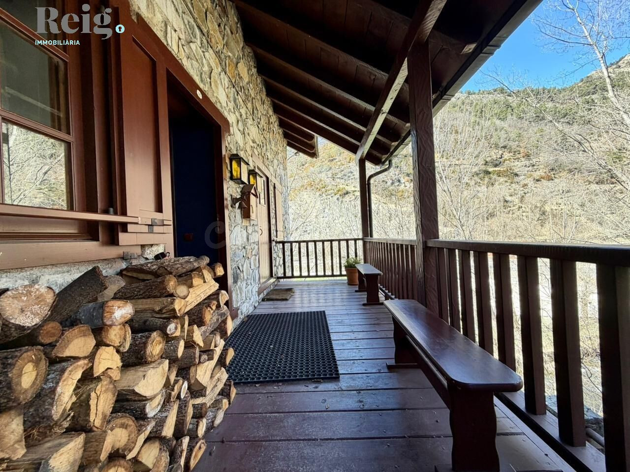 Impresionante casa al estilo rústico en Ordino - foto 2