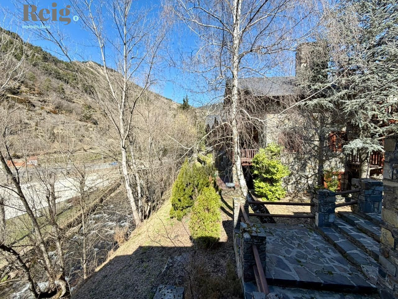 Impresionante casa al estilo rústico en Ordino - foto 4
