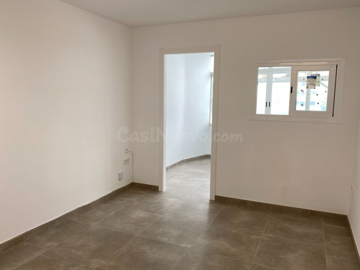 LEER EL ANUNCIO!!!!!    APARTAMENTO REFORMADO EN CALA MAYOR CON APARCAMIENTO - foto 3