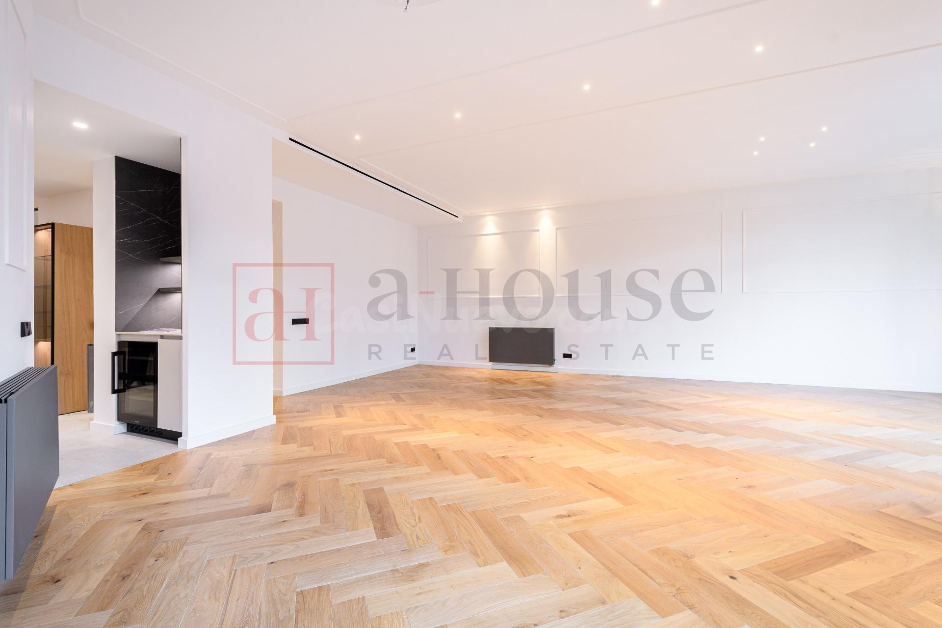 VIVIENDA DE LUJO CON VISTAS DESPEJADAS EN LA DRETA DE L´EIXA - foto 5