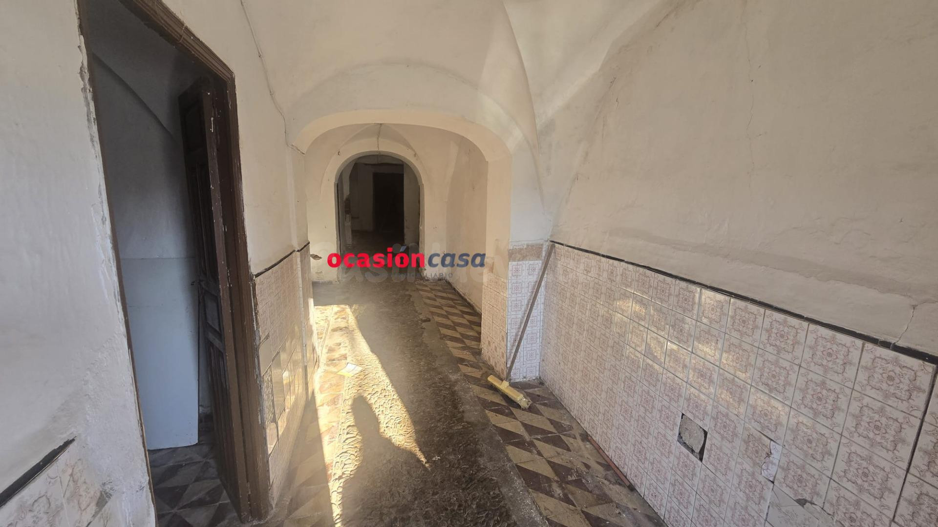 CASA PARA REFORMAR A LA VENTA - foto 3