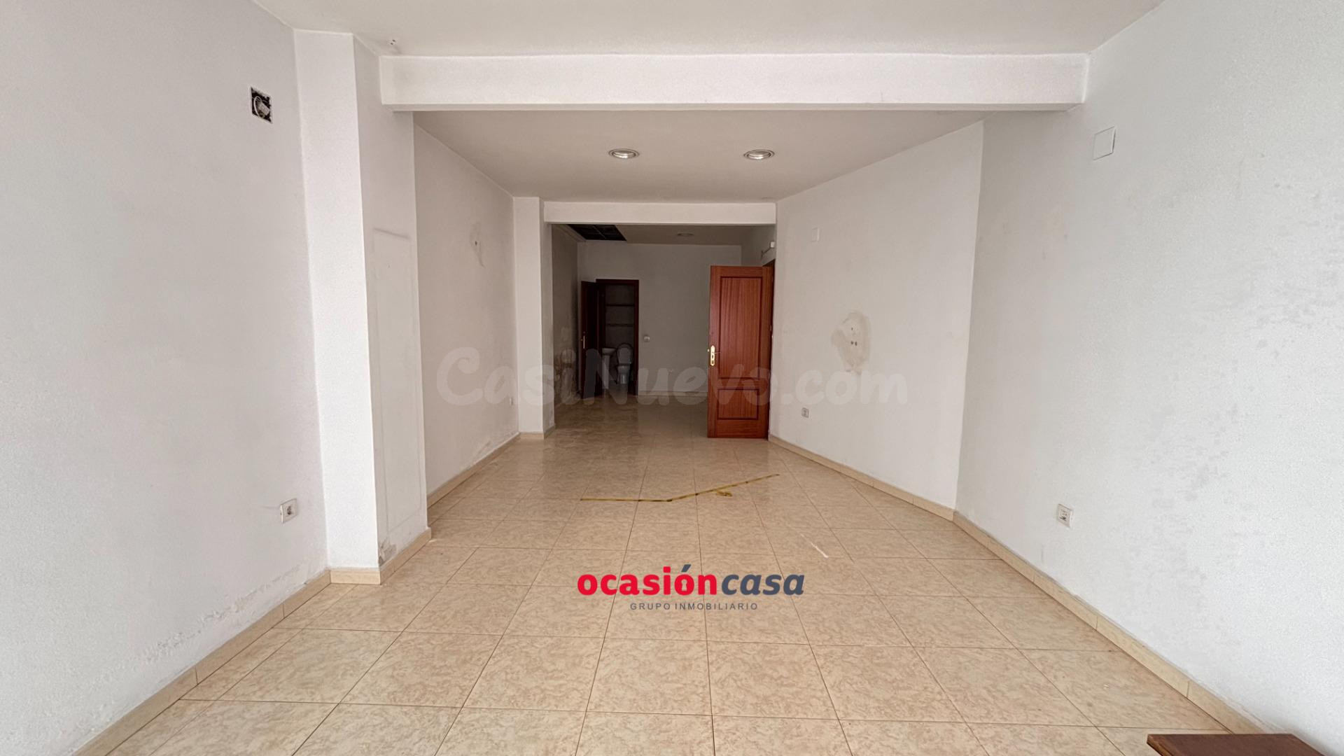 LOCAL COMERCIAL EN ALQUILER - foto 4