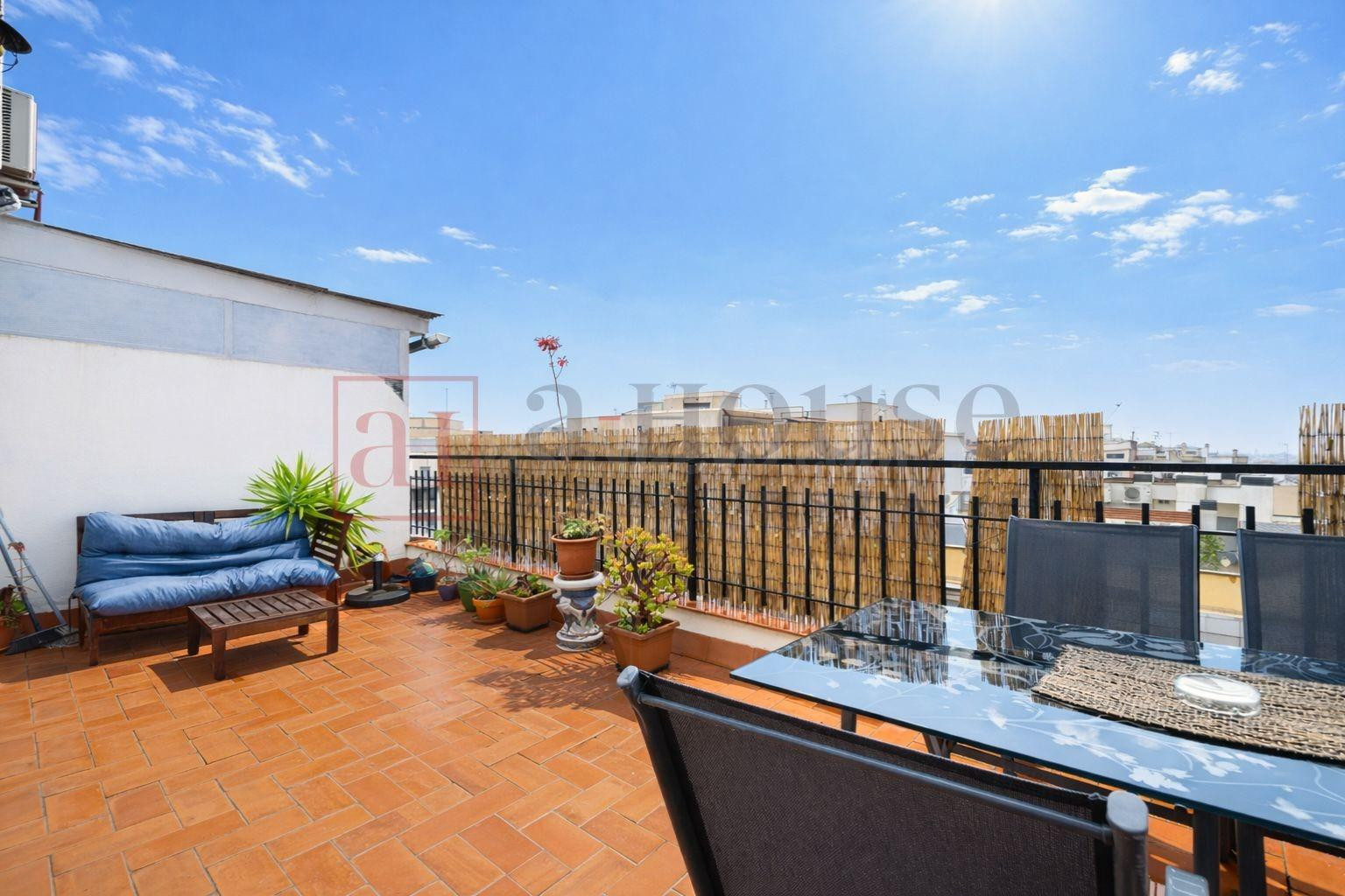 SOBREÁTICO CON GRAN TERRAZA DE 30M2 LISTO PARA ENTRAR A VIVI - foto 4