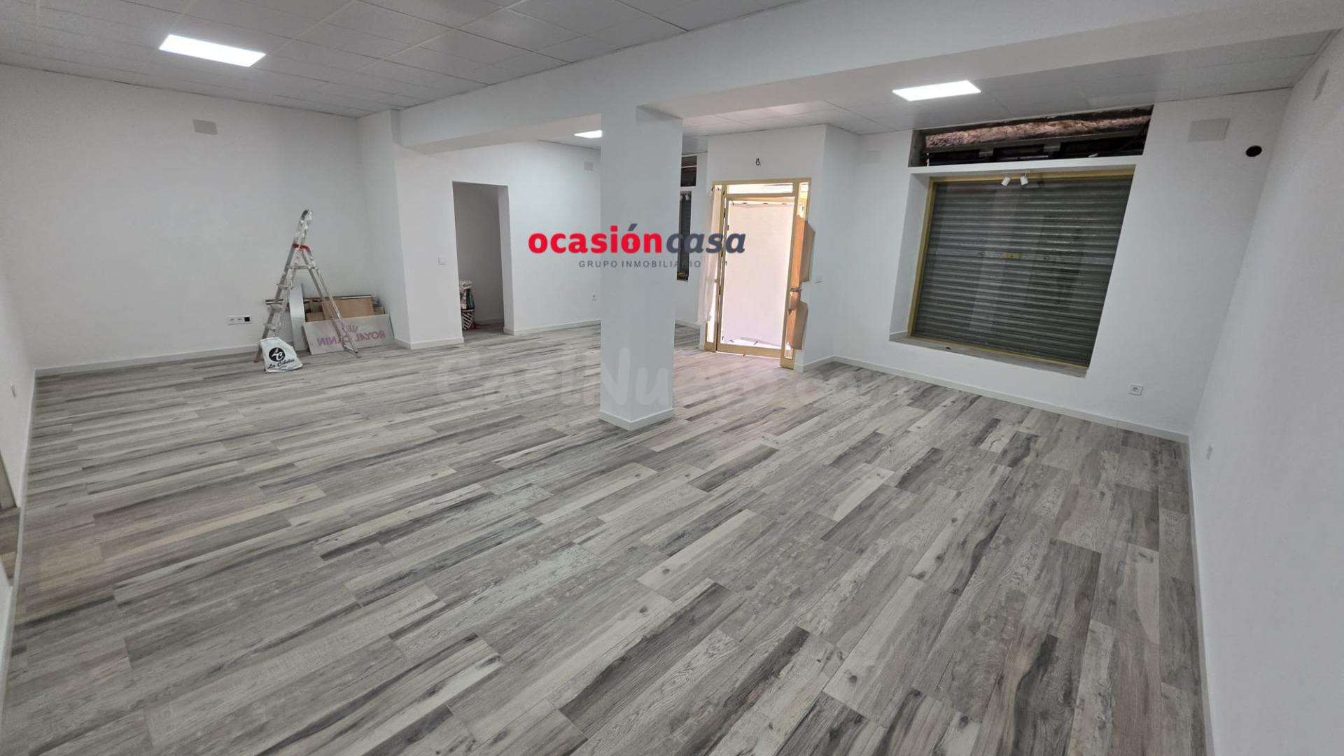 LOCAL COMERCIAL DE ALQUILER EN PLENA AVENIDA