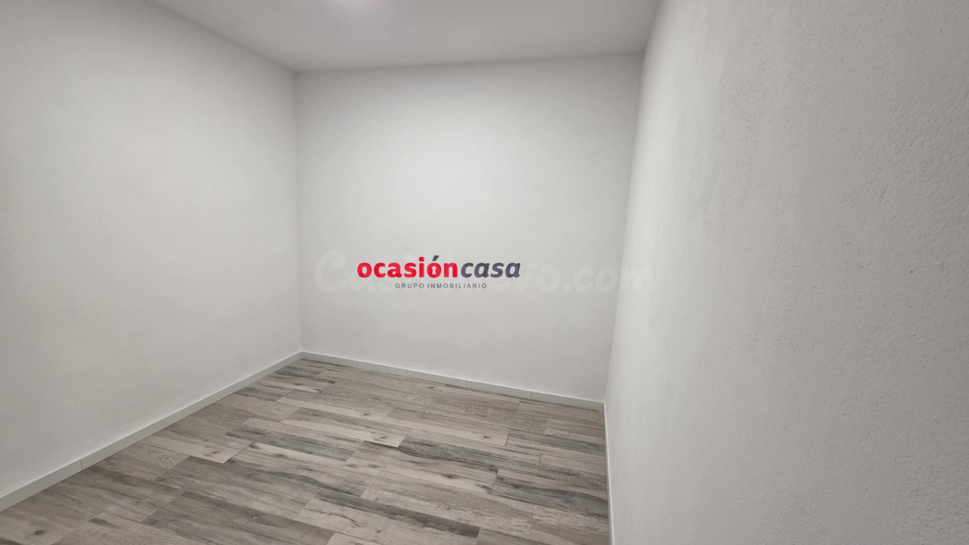 LOCAL COMERCIAL DE ALQUILER EN PLENA AVENIDA - foto 4