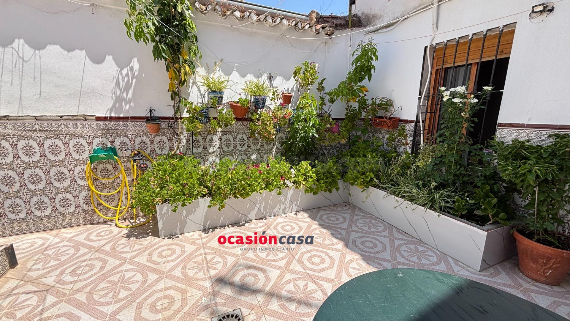 CASA DE 2 PLANTAS CON TEJADO NUEVO - foto 4