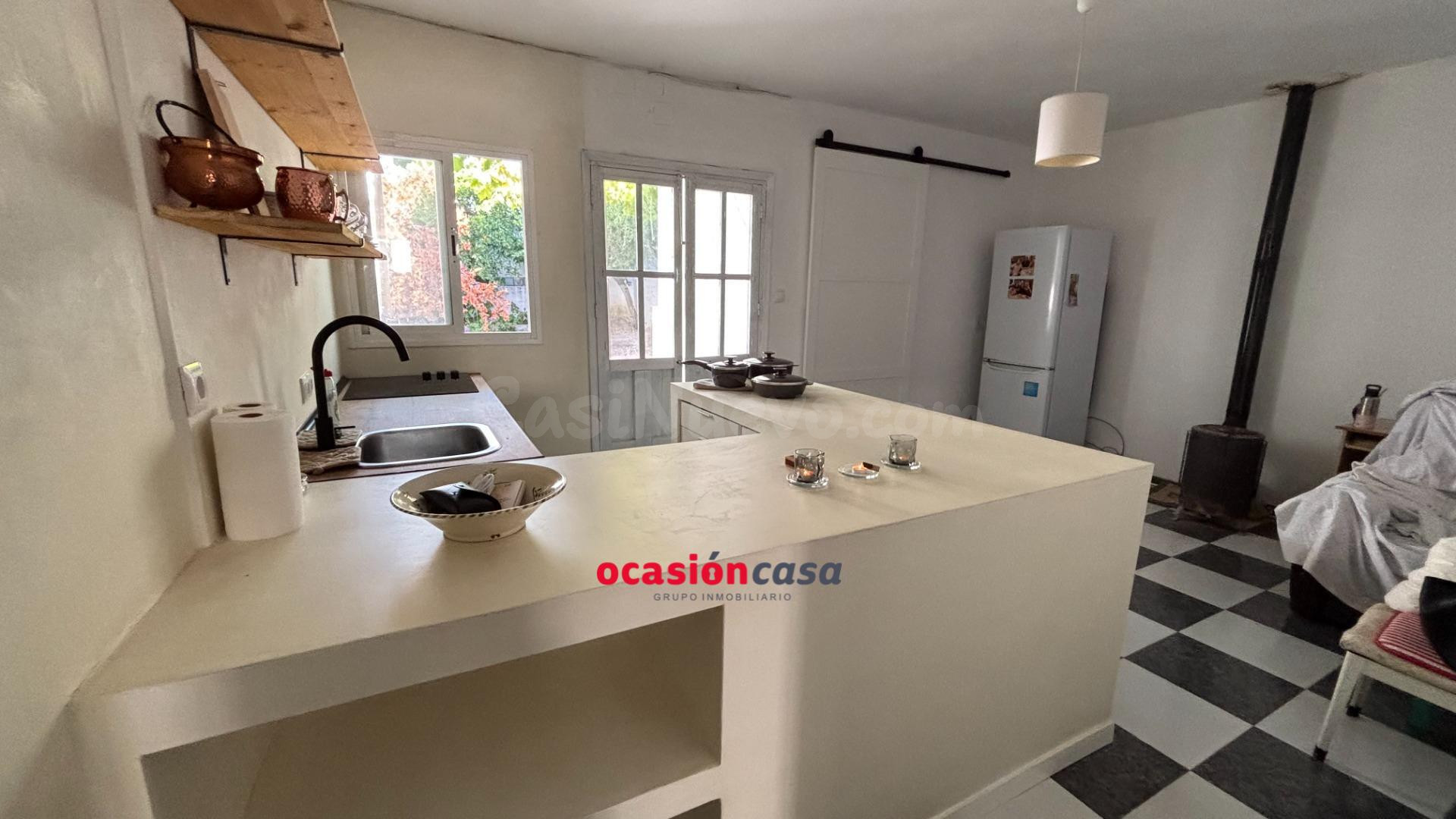 CASA CON PATIO A LA VENTA EN BELMEZ