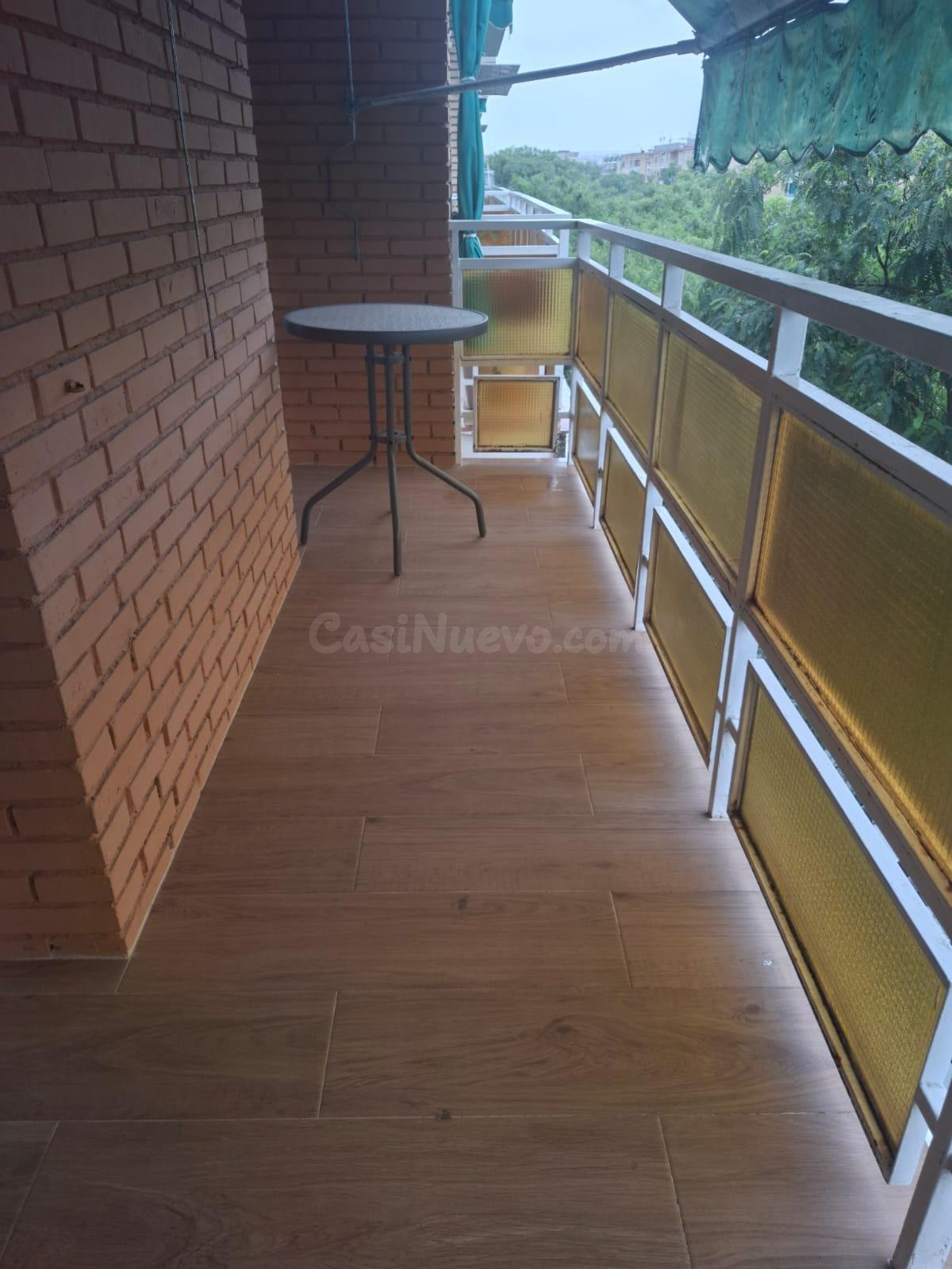 Piso en alquiler para estudiantes completamente reformado en Avda. Barcelona | 4 habitaciones/300€ por habitación - foto 4
