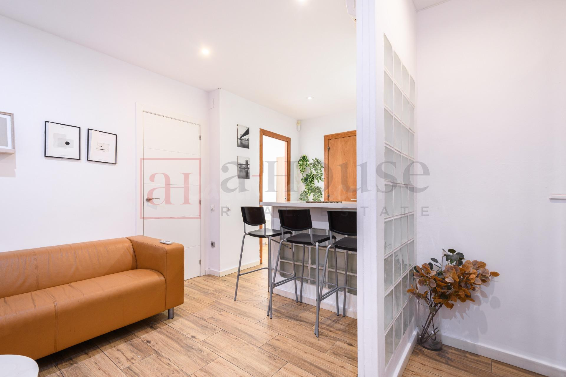ÚLTIMA PLANTA CON LICENCIA TURÍSTICA EN HOSPITALET DE LLOBRE