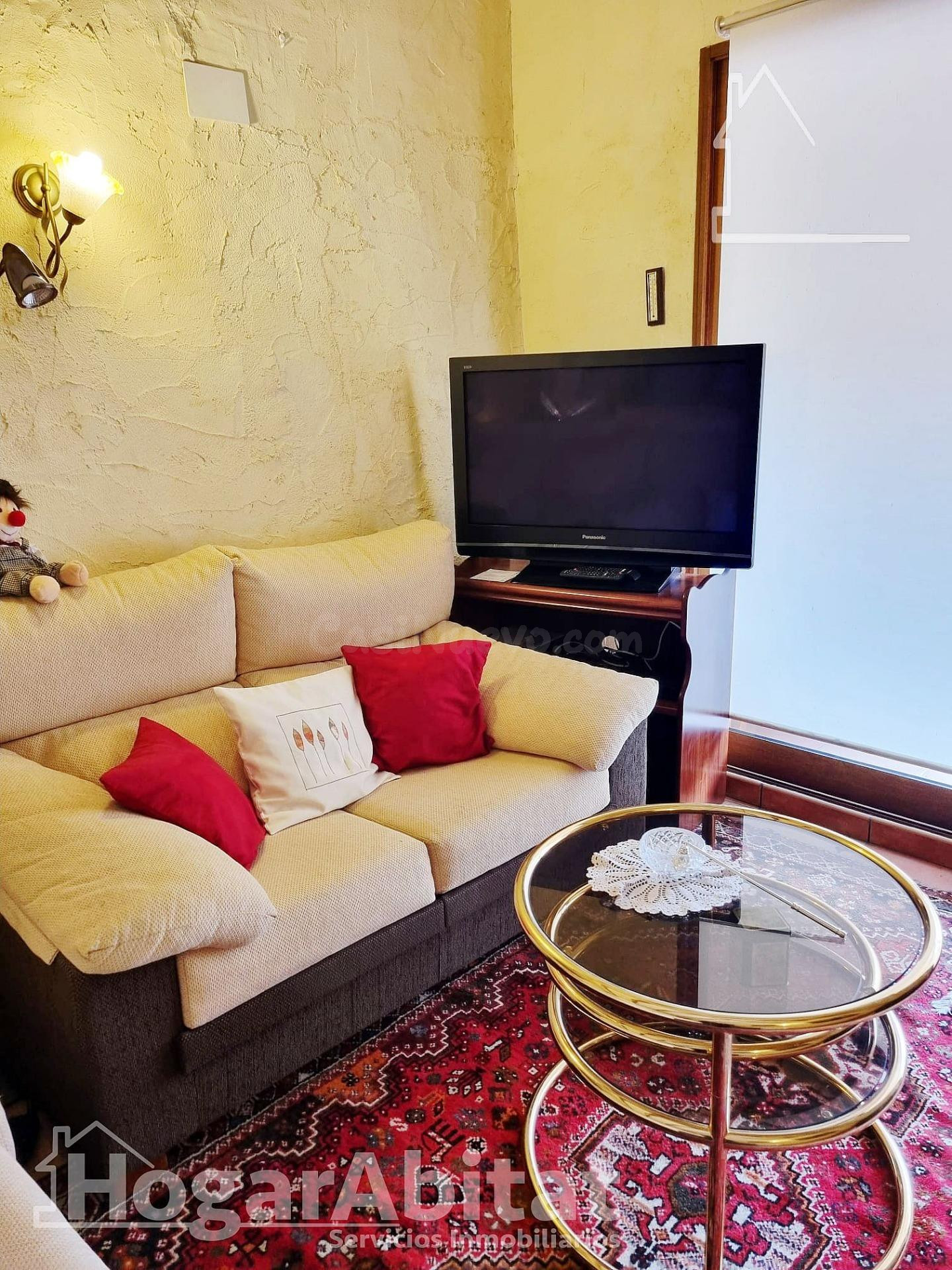 ¡ZONA DEL AYUNTAMIENTO! CASA AMPLIA Y REFORMADA CON PISCINA  - foto 5