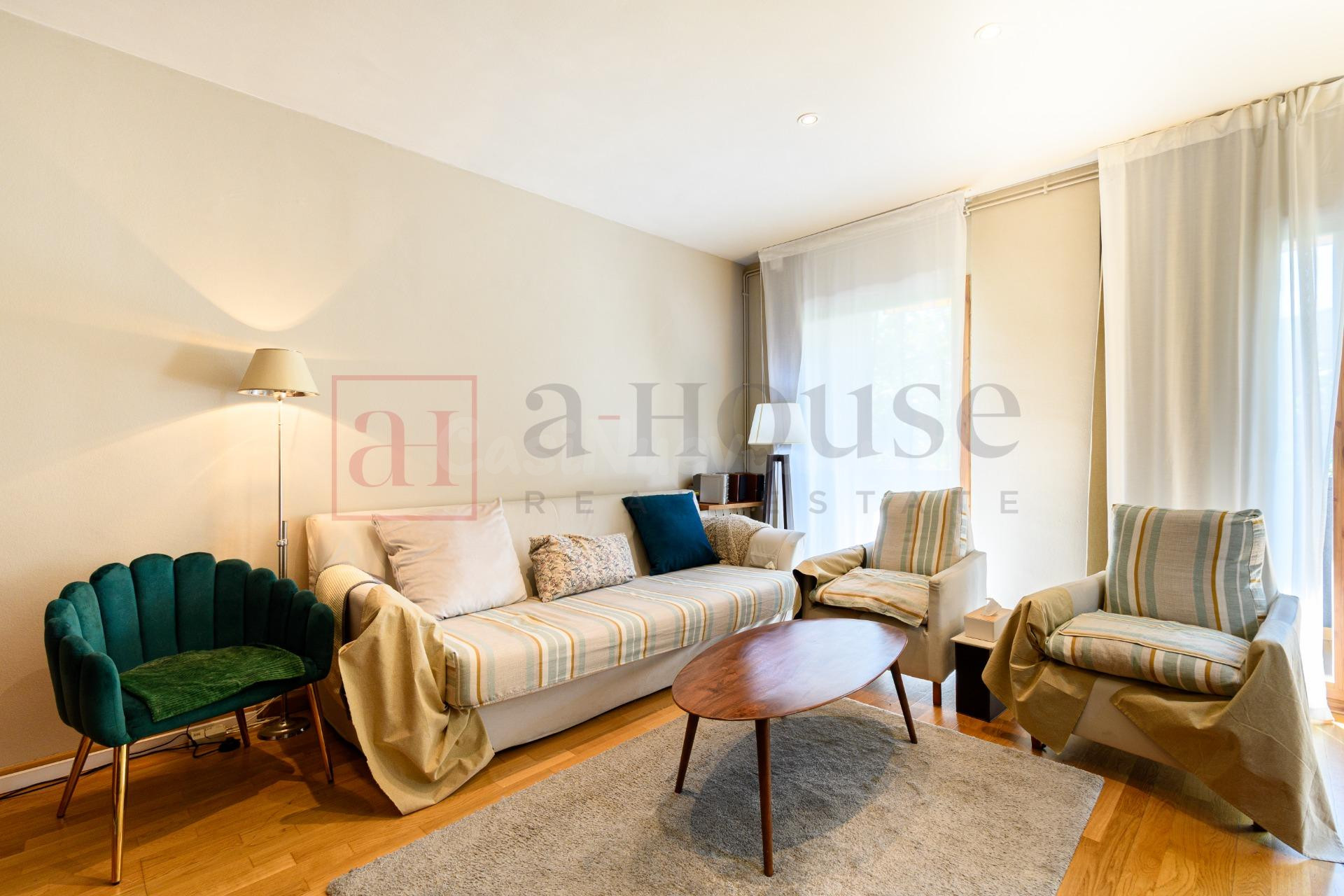 PISO REFORMADO CON BALCÓN Y VISTAS A LA SAGRADA FAMILIA - foto 4