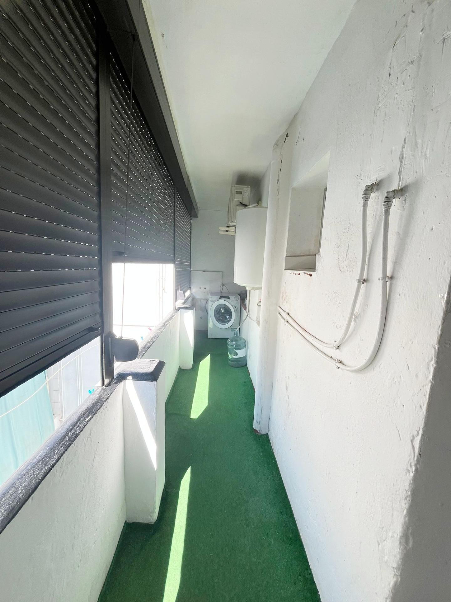 PISO CON LICENCIA TURÍSTICA JUNTO AL CENTRO COMERCIAL EL ARC - foto 4