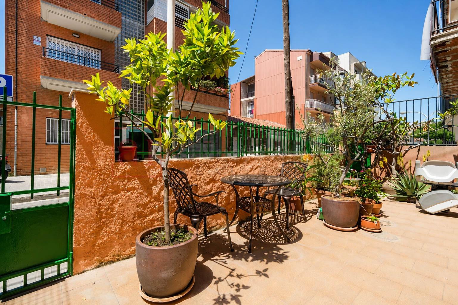 PISO LISTO PARA ENTRAR A VIVIR, TODO EXTERIOR EN TRANQUILA Z - foto 2