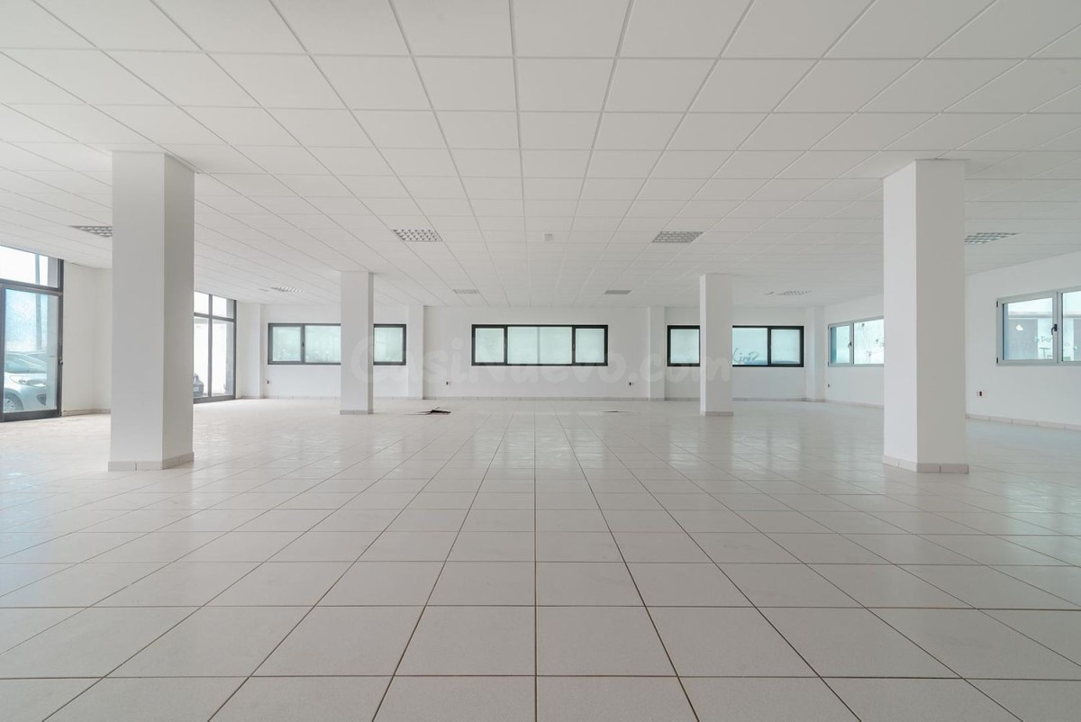 Oficina 270m² en venta - La Isleta - foto 3