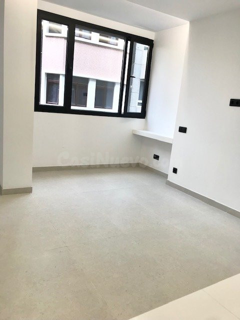 Estudio 50m² en alquiler - Puerto - foto 3