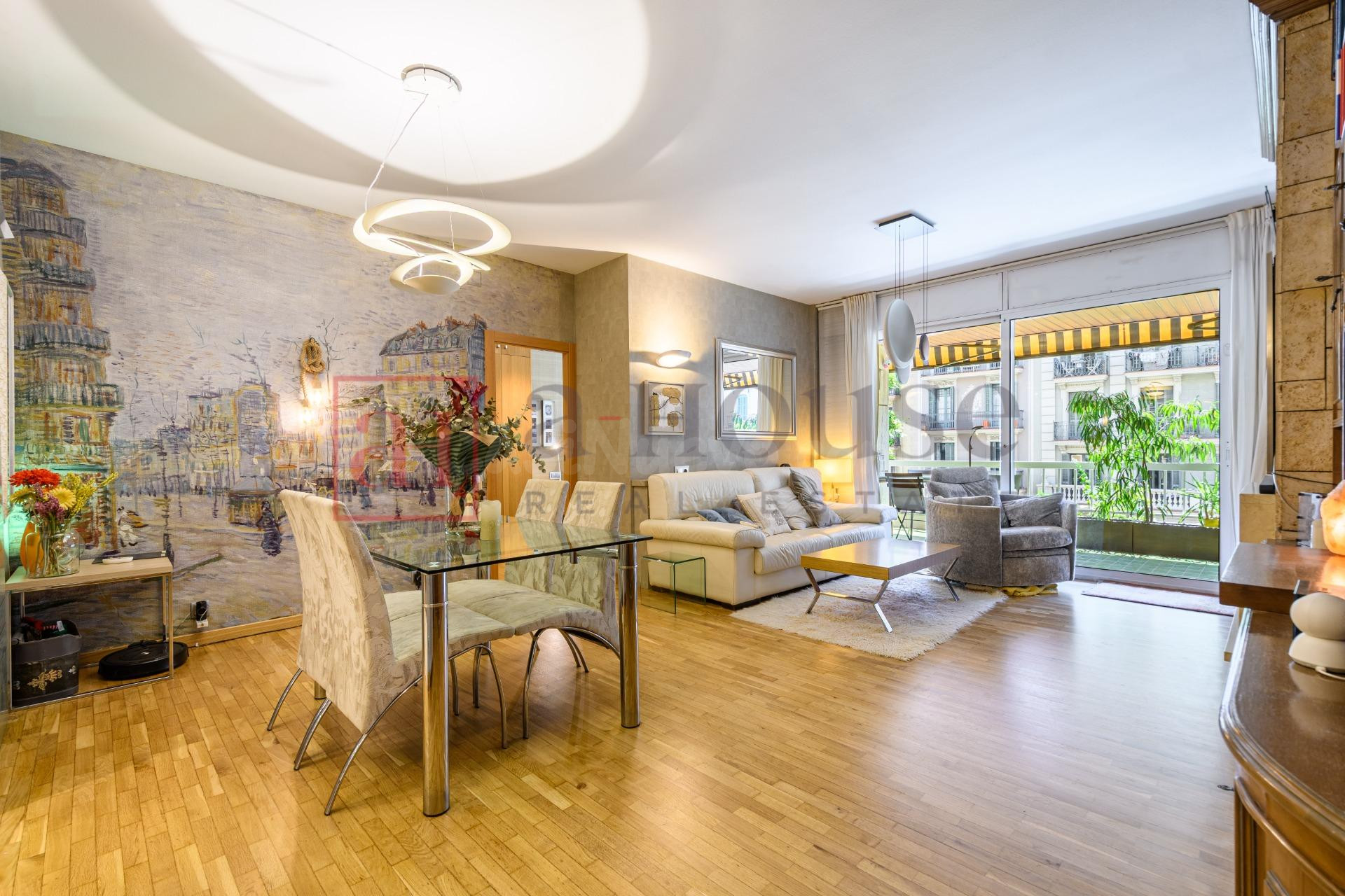 PISO CON BALCON/TERRAZA EN COMPTE D´URGELL