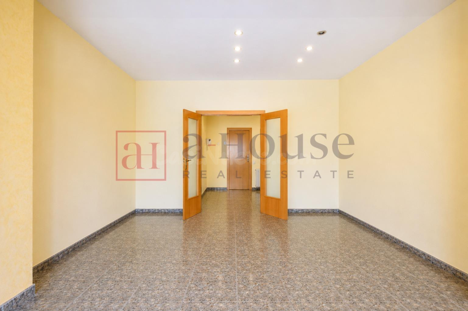 PISO LISTO PARA ENTRAR A VIVIR CON GRAN BALCÓN Y DOBLE ORIEN - foto 5