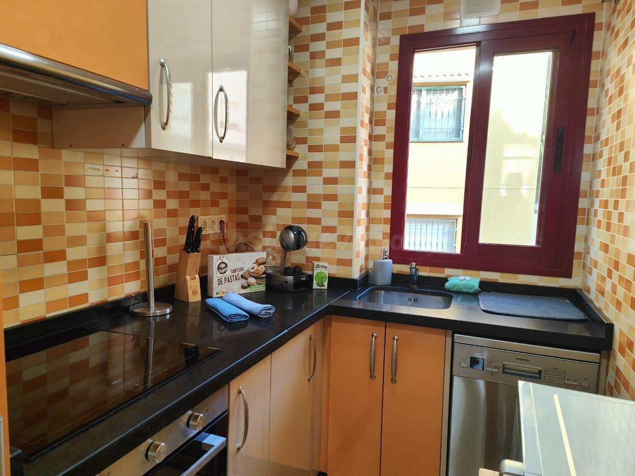 ¡Descubre tu futuro hogar en Benalmádena, a solo 200 metros  - foto 4