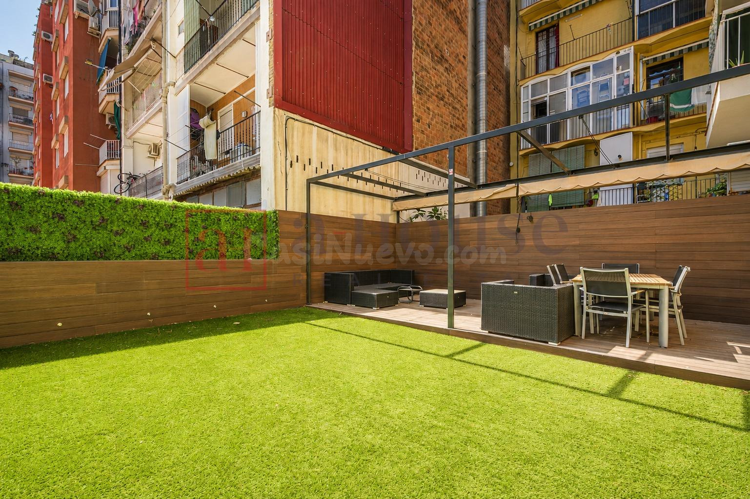 PISO CON TERRAZA PRIVADA DE 60M2, EN CALLE PEATONAL Y LISTO  - foto 4