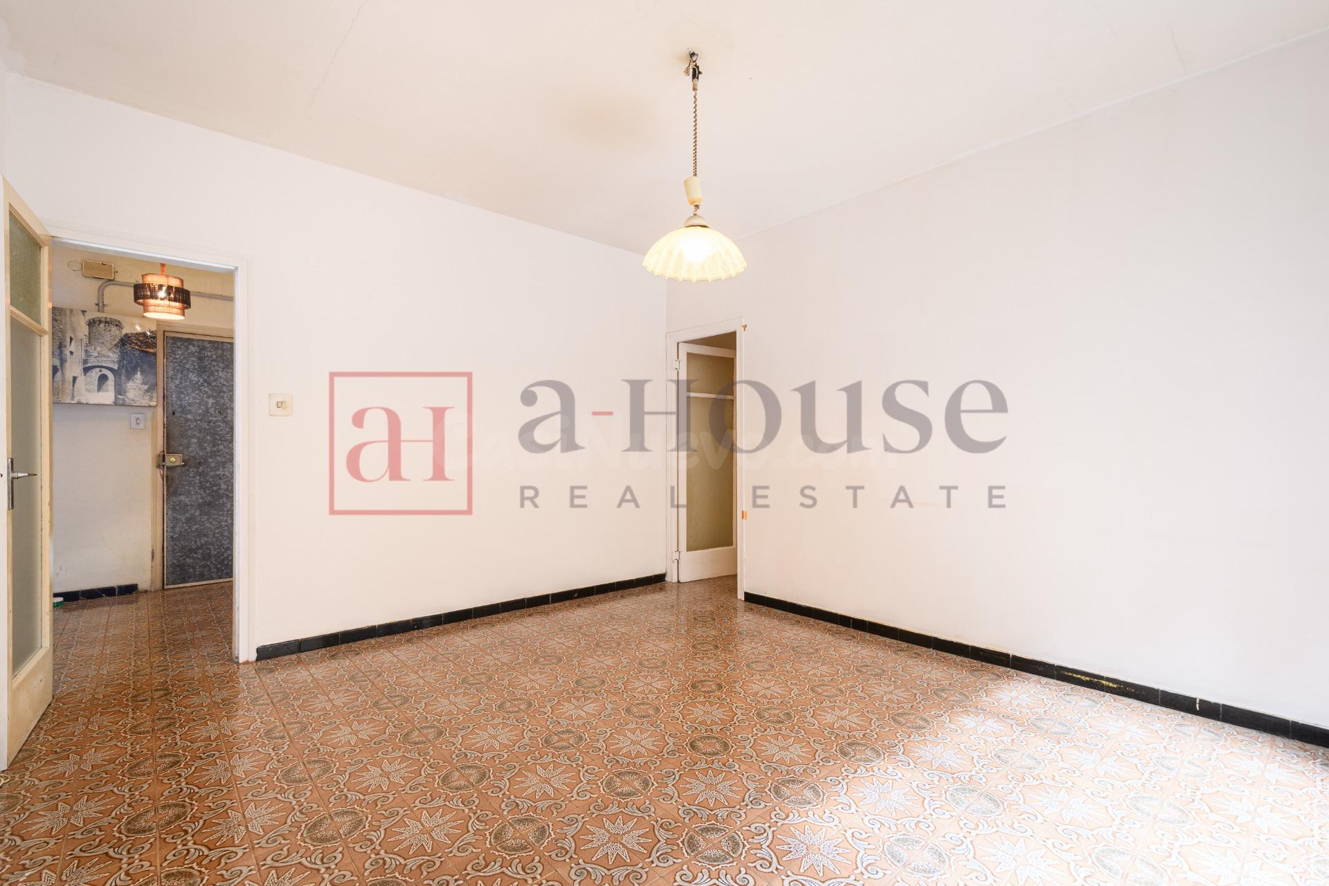 PISO A REFORMAR EN LA VILA DE GRACIA - foto 3