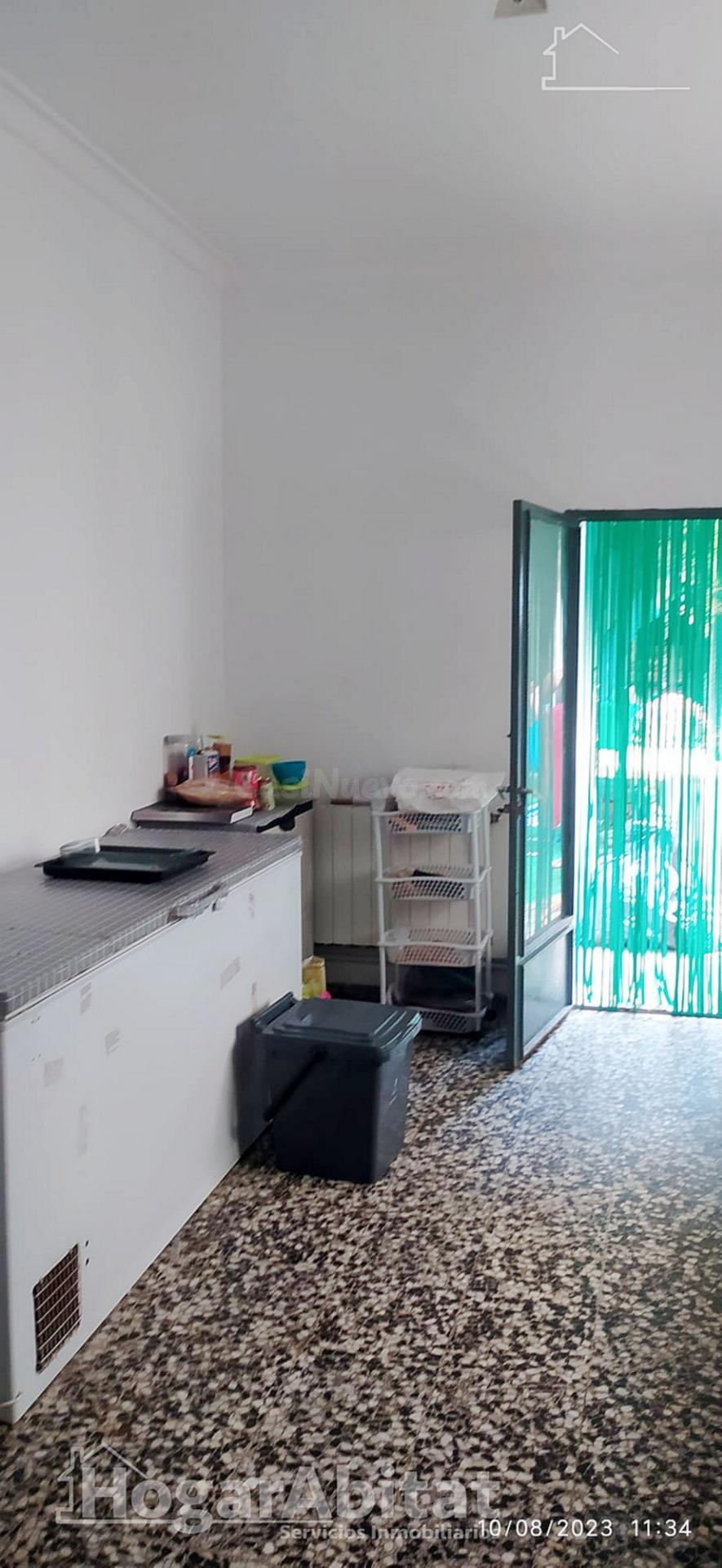 AMPLIA CASA CON MUCHA POSIBILIDAD Y TERRAZA - foto 4
