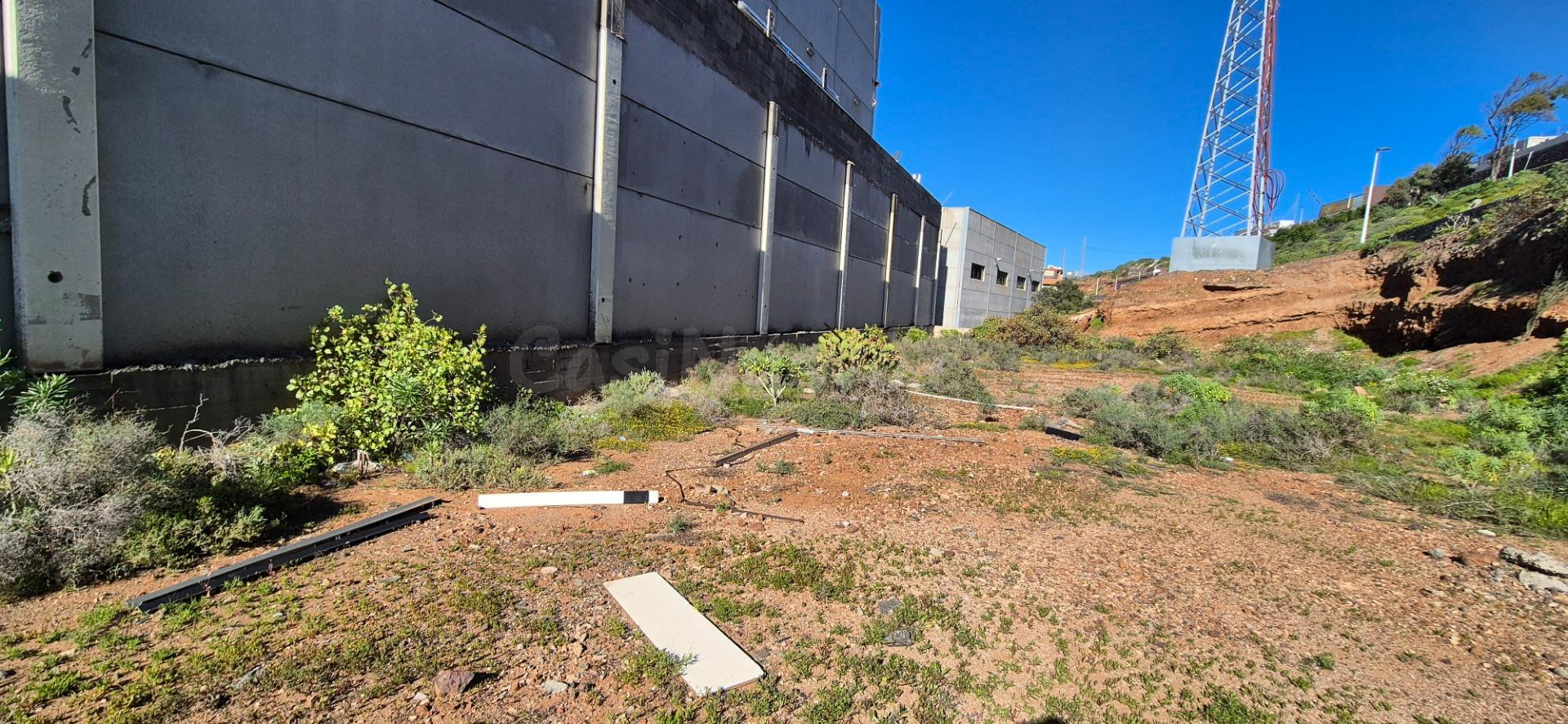 PARCELA INDUSTRIAL ÚNICA EN EL NORTE – +800 m2 EDIFICABLES - foto 4