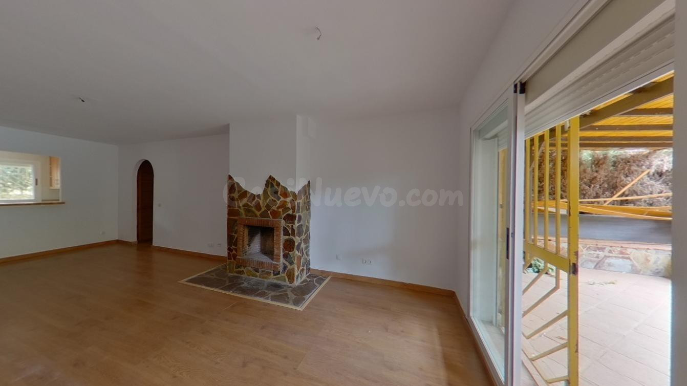 Calahonda - Piso Planta Baja, 1 Dormitorio, Terraza y Jardín - foto 5